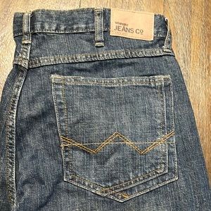 Wrangler relaxed straight